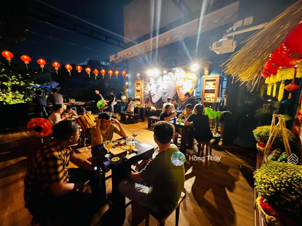 Hot! bán nhà mtnb khu k300 kinh doanh sầm uất, 5 tầng đang cho thuê 60tr/tháng giá chỉ 17,6 tỷ