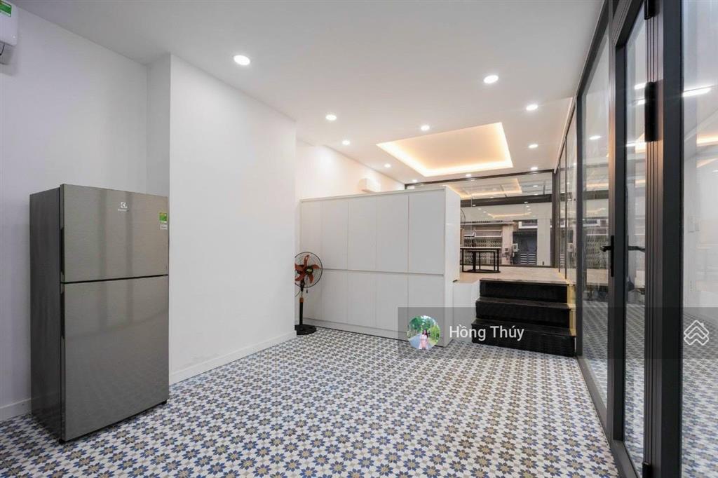 Bán tòa nhà 6 tầng hoàng việt, dt 5,2x20m khu vip khách sạn đệ nhất giá tốt chỉ 23 tỷ tl