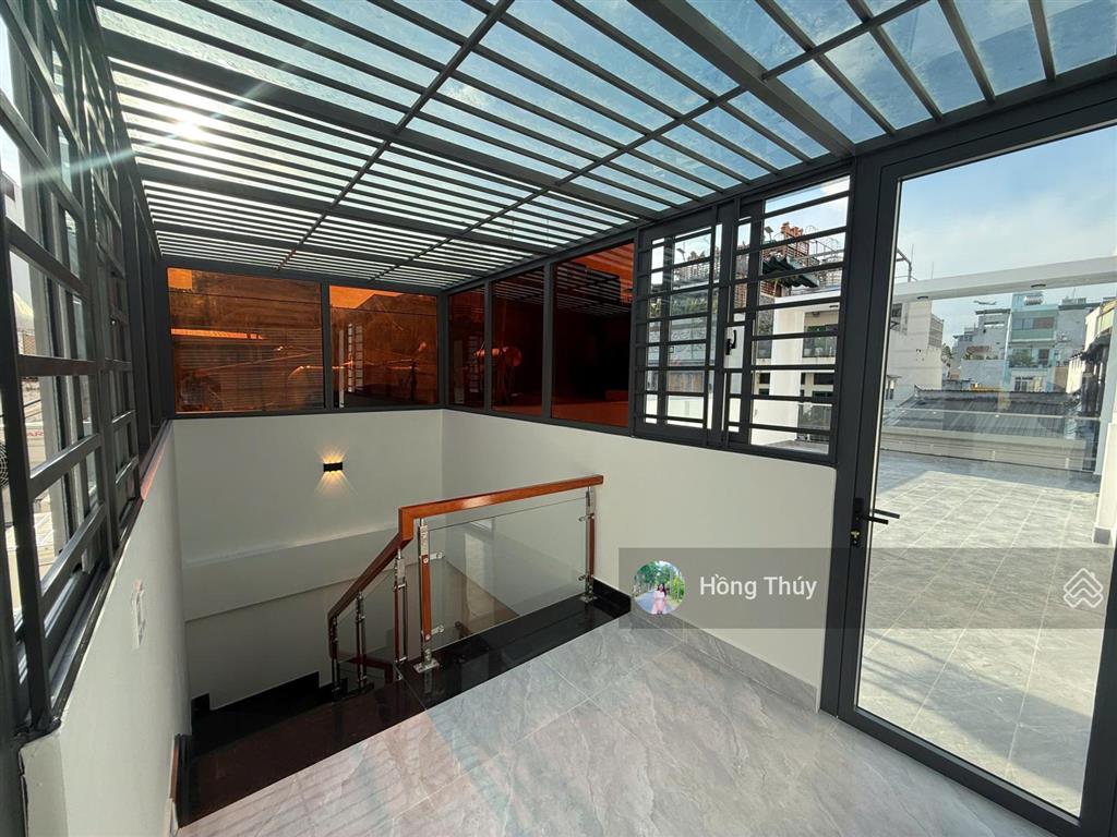 Bán nhà đẹp hxh ngay 127 hoàng hoa thám  khu k300, dt 5,5x16m 4 tầng ở ngay giá chỉ 15,9 tỷ tl