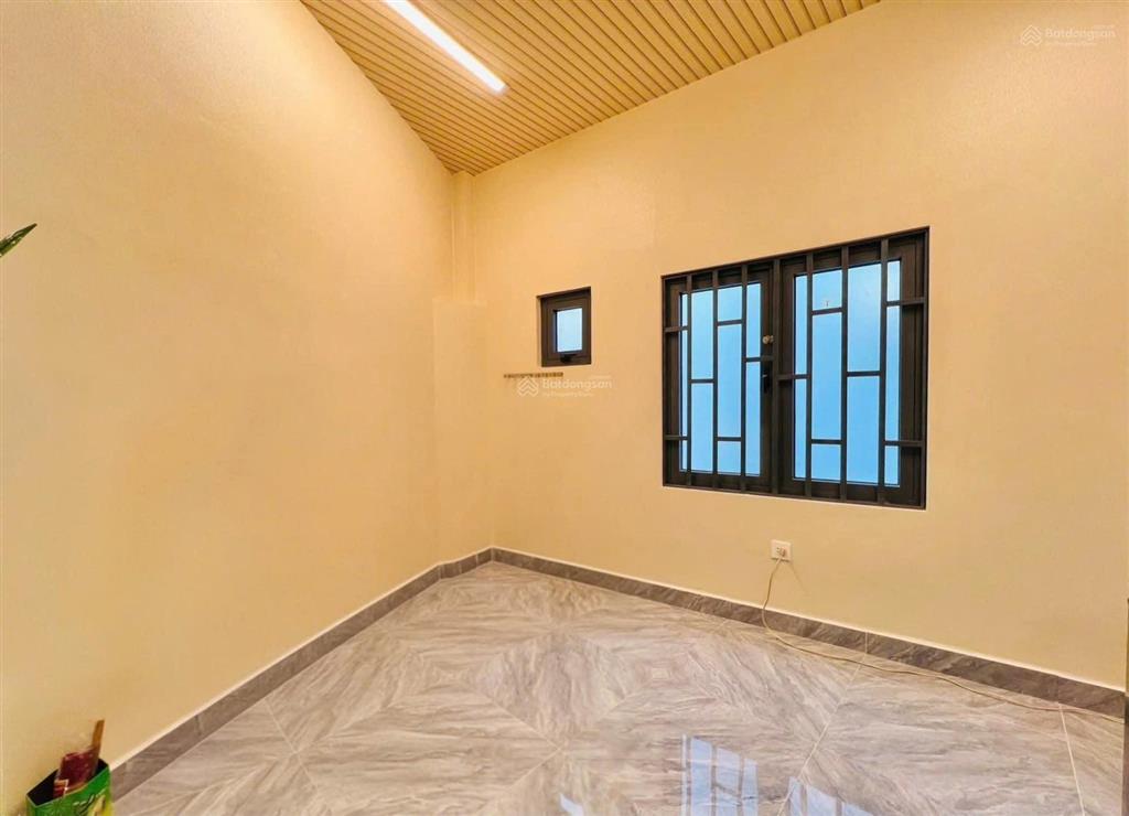 Nhà quận 1, giá 2.35 tỷ, đường trần quang khải