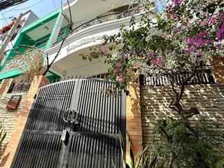 Nhà 2 lầu, hẻm lê quang định quận bình thạnh, 68m2 đất. nhà chính chủ.