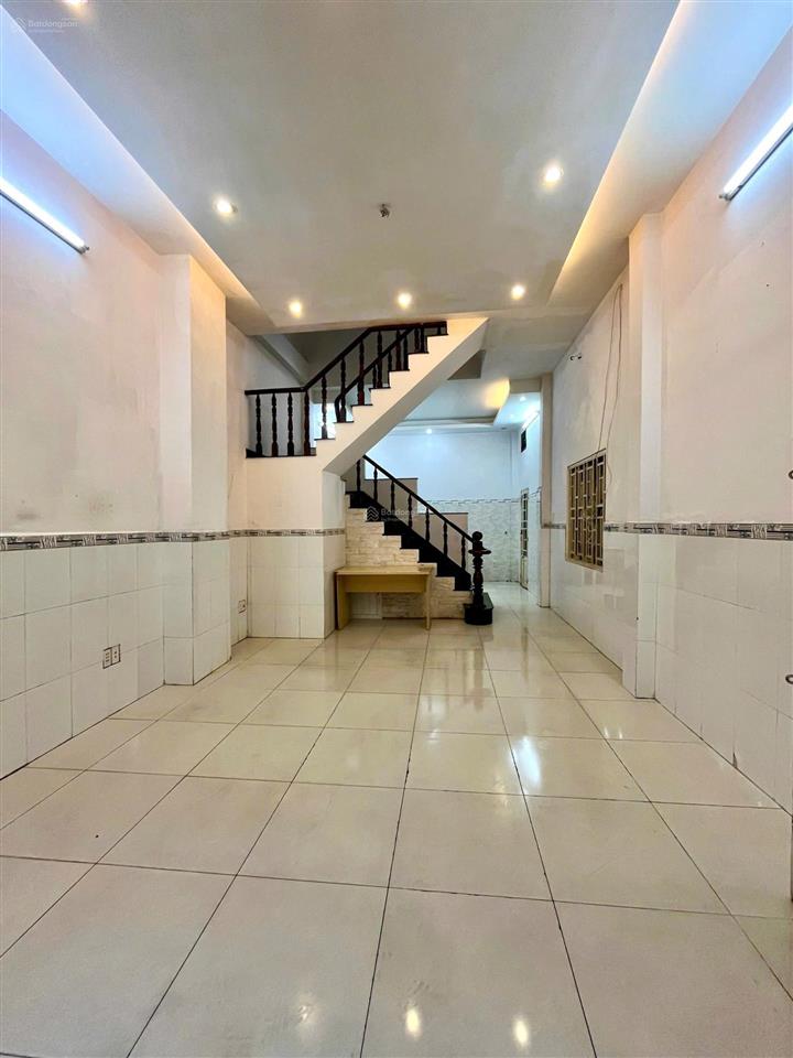Nhà ngay đường võ duy ninh  nguyễn hữu cảnh, 42m2 đất, nhà 3 lầu. giáp với quận 1, 2