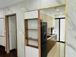 Chính chủ cần bán căn 2pn bea sky full nội thất, tầng trung, thoáng mát, view công viên chu văn an