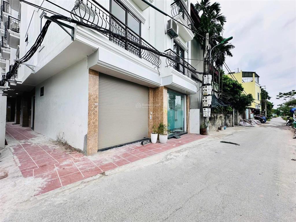 Cực rẻ!!! chỉ từ 5 tỷ ô tô đỗ ngày đêm nhà bắc từ liêm 30m2  5 tầng  thang máy   0934 503 ***