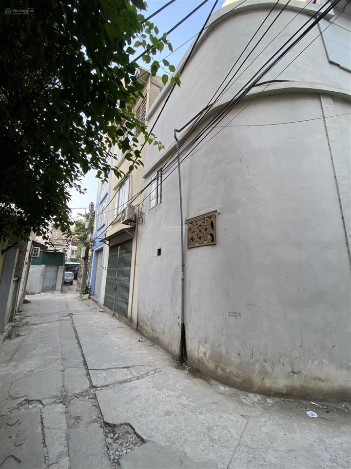 Cực rẻ  nhà mặt khu phú diễn 33m2, 2,5 tầng, giá 7 tỷ  ô tô vào nhà  lô góc   0934 503 ***