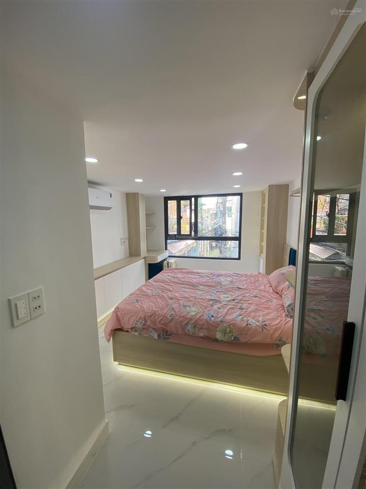 Cực rẻ  nhà khu vip phan đăng lưu 36m2  lô góc  giá 6,65 tỷ