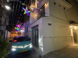 Cực rẻ  nhà khu vip phan đăng lưu 36m2  lô góc  giá 6,65 tỷ