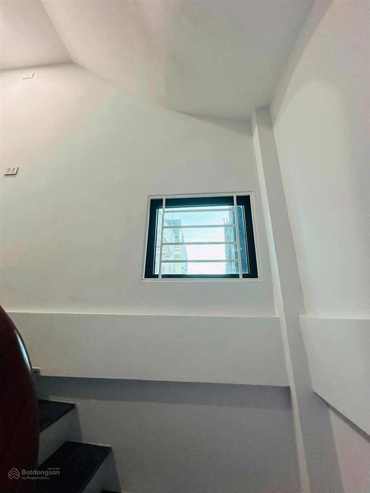 Chủ cần bán gấp! chỉ 5 tỷ có ngay nhà xuân phương 30m2 5 tầng  sổ đỏ cc