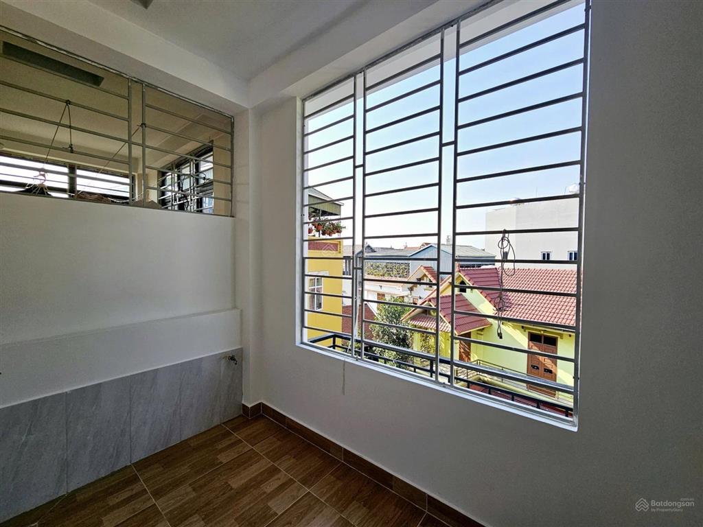 Siêu đẹp  bán nhà ngõ ô tô 30m2 4 tầng giá 6,46 tỷ  sổ đỏ cc