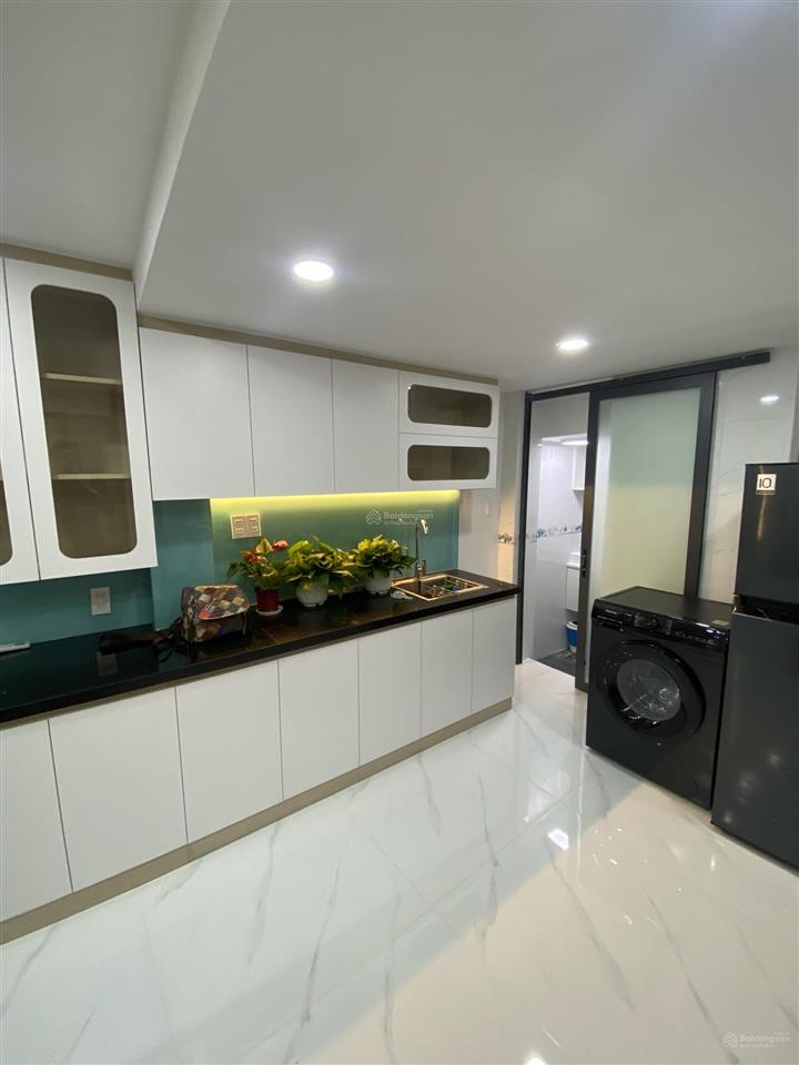 Cực đẹp  vạn kiếp  phan xích long  phố ẩm thực  1 trệt 2 lầu  2 pn  giá 16tr  full nội thất