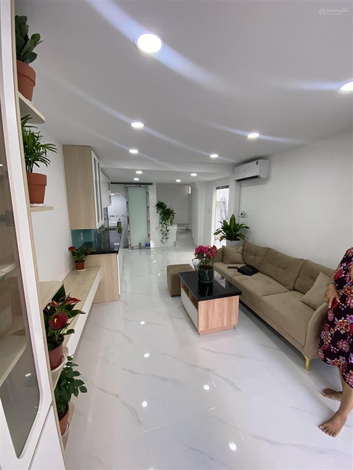 Cực đẹp  vạn kiếp  phan xích long  phố ẩm thực  1 trệt 2 lầu  2 pn  giá 16tr  full nội thất