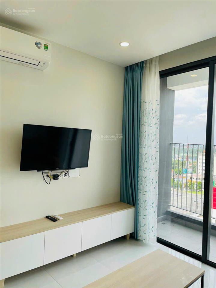Cần bán căn eemerald golf view 2pn 2wc 72m2. full nội thất giá 2ty850