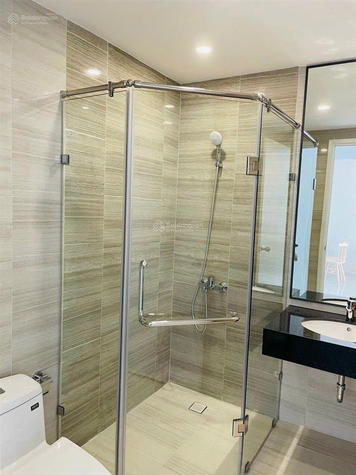 Cần bán căn eemerald golf view 2pn 2wc 72m2. full nội thất giá 2ty850