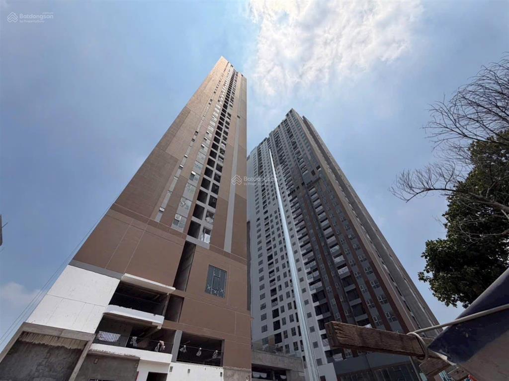 Cho thuê cc 2pn, 2wc, 70m², có 3 máy lạnh giá ưu đãi tại a&t saigon riverside, bình dương.