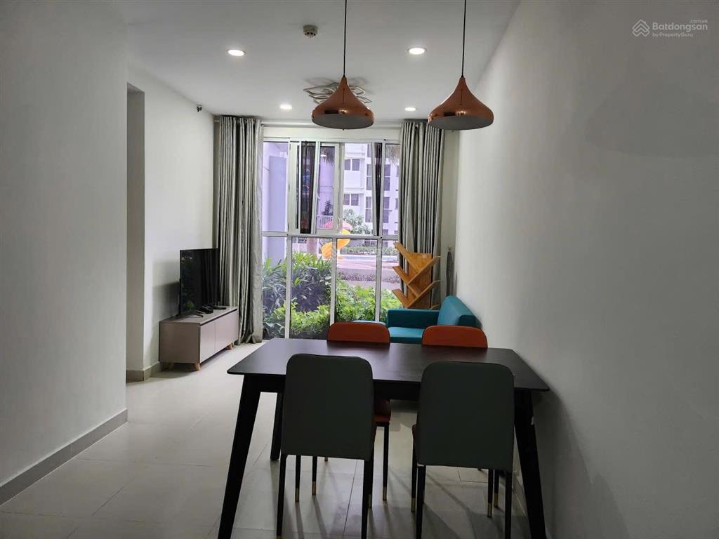 Cho thuê cc 2pn, 2wc, 65m2 tại the habitat bình dương, giá cực chất 8 triệu vnd view hồ bơi