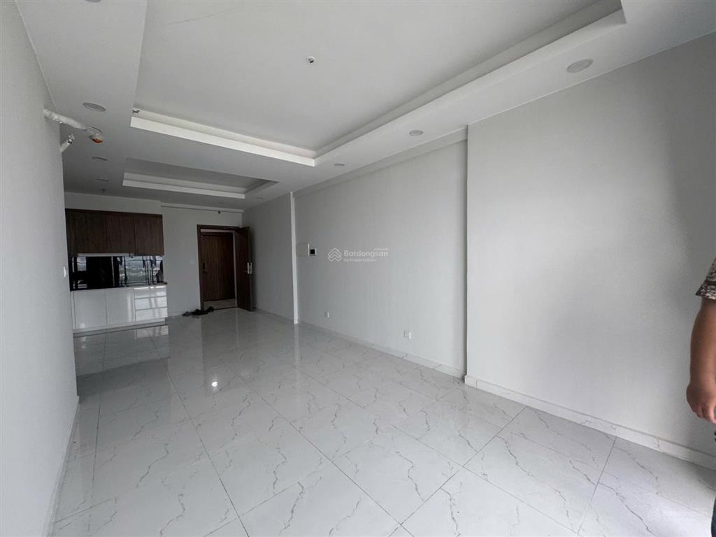 Cho thuê căn hộ 2pn, 2wc, 74m2 tại a&t saigon riverside, 6,5 triệu, có rèm, giàn phơi, máy hút mùi.
