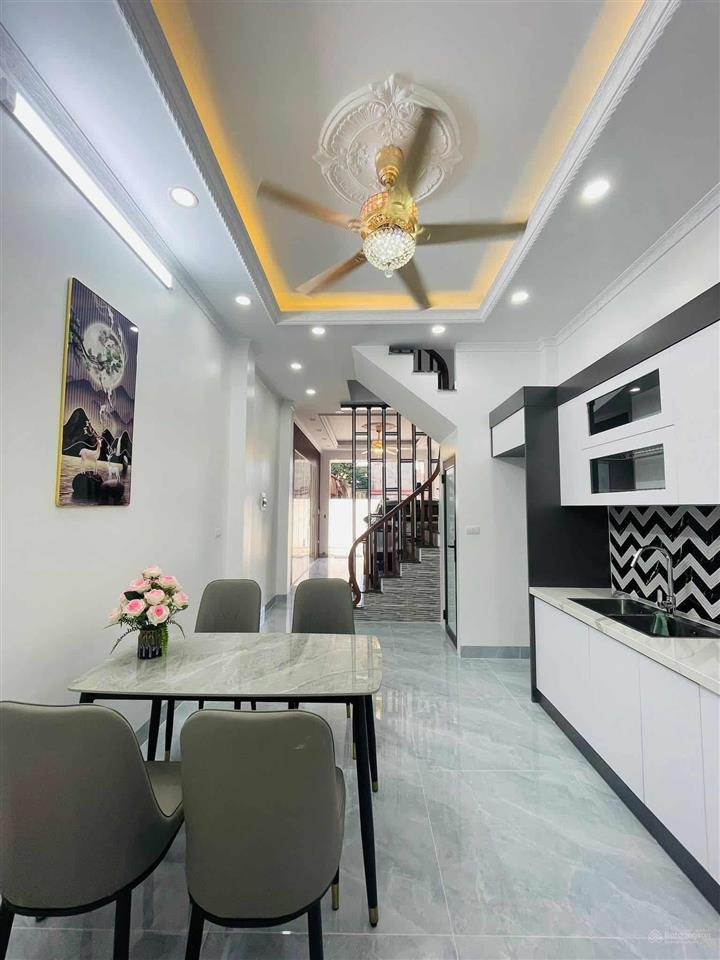 Bán nhà riêng chính chủ 50m, 4 tầng, gara ôtô, đông mỹ, thanh trì