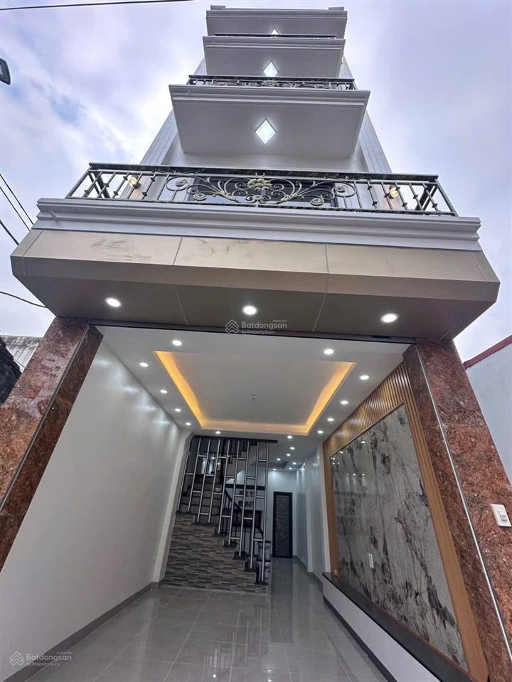 5,x tỷ nhà 4 tầng 50m, đông mỹ , thanh trì