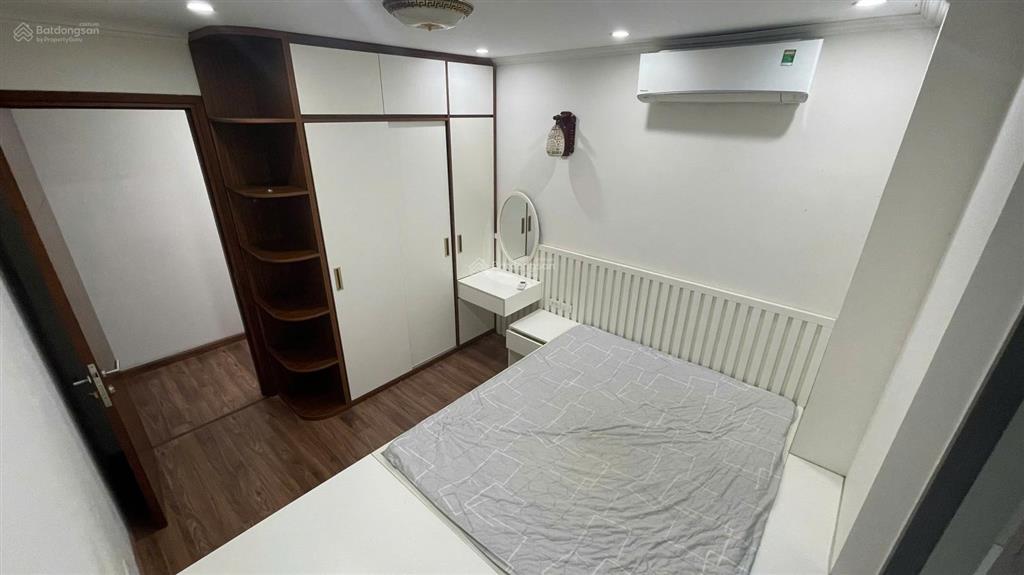 Cho thuê căn hộ chung cư việt đức complex 100m2, 3 pn, 2 wc full đồ đẹp 17tr/th  0915 351 ***