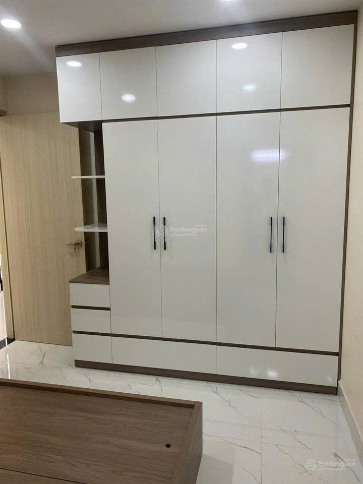 Bán căn góc full đồ nội thất tầng trung hoàng huy lạch tray