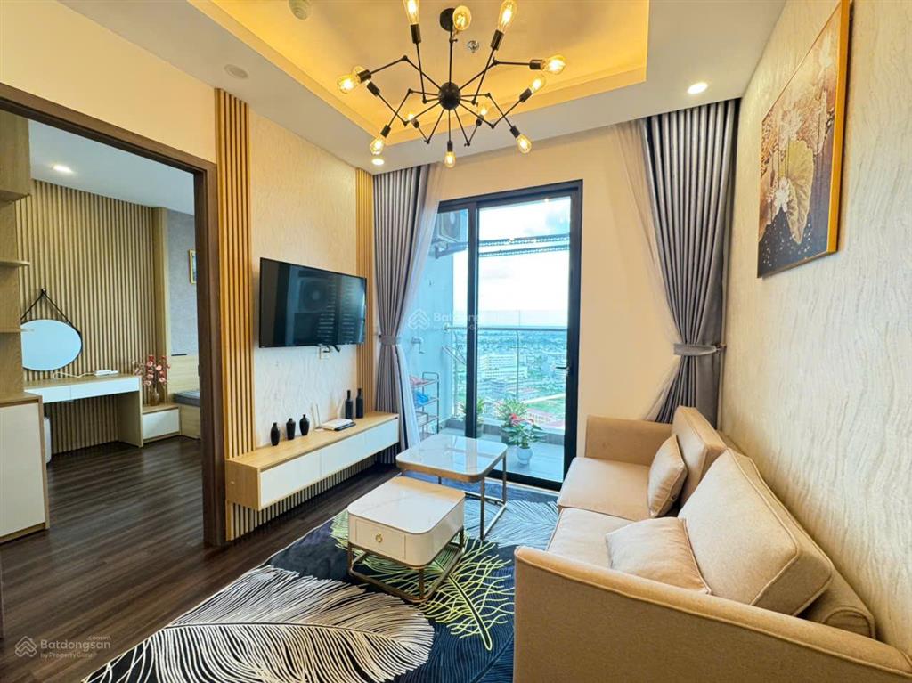 Cho thuê căn 2 ngủ full đồ hoàng huy commerce giá 10tr/tháng