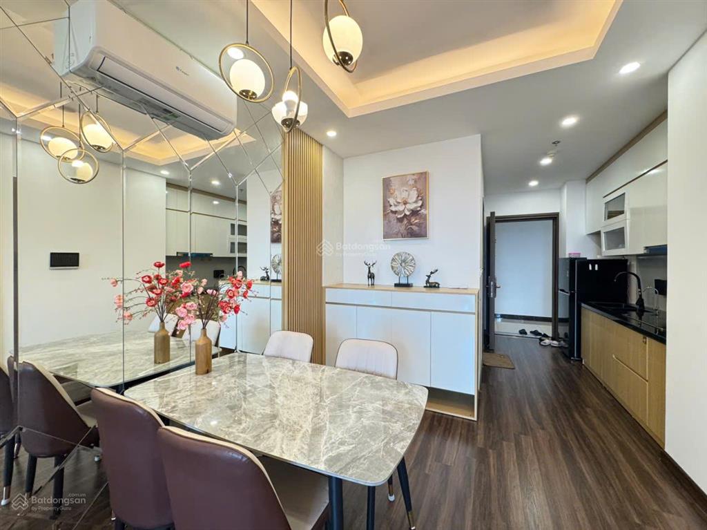 Cho thuê căn 2 ngủ full đồ hoàng huy commerce giá 10tr/tháng