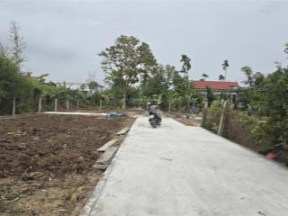 16 lô f0 tại kiều hạ, quốc tuấn giá từ 6xx triệu
diện tích 50m2. ngang 4,4m