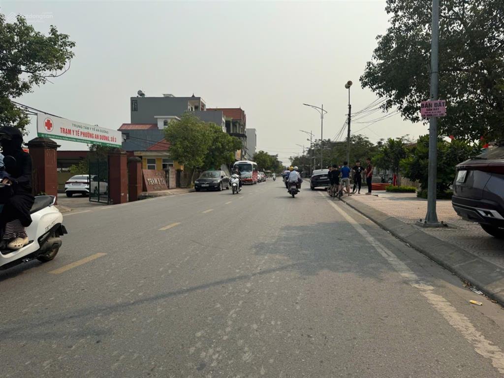 Hàng hiếm 135m2 tặng nhà cấp 4 ngay chợ lương quán, nam sơn đường thông.