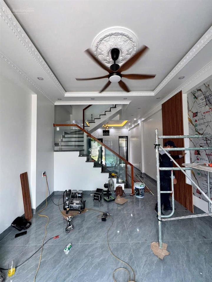Vô địch về giá hơn 2 tỷ có ngay nhà 3 tầng độc lập tại vân tra, an đồng ngõ
