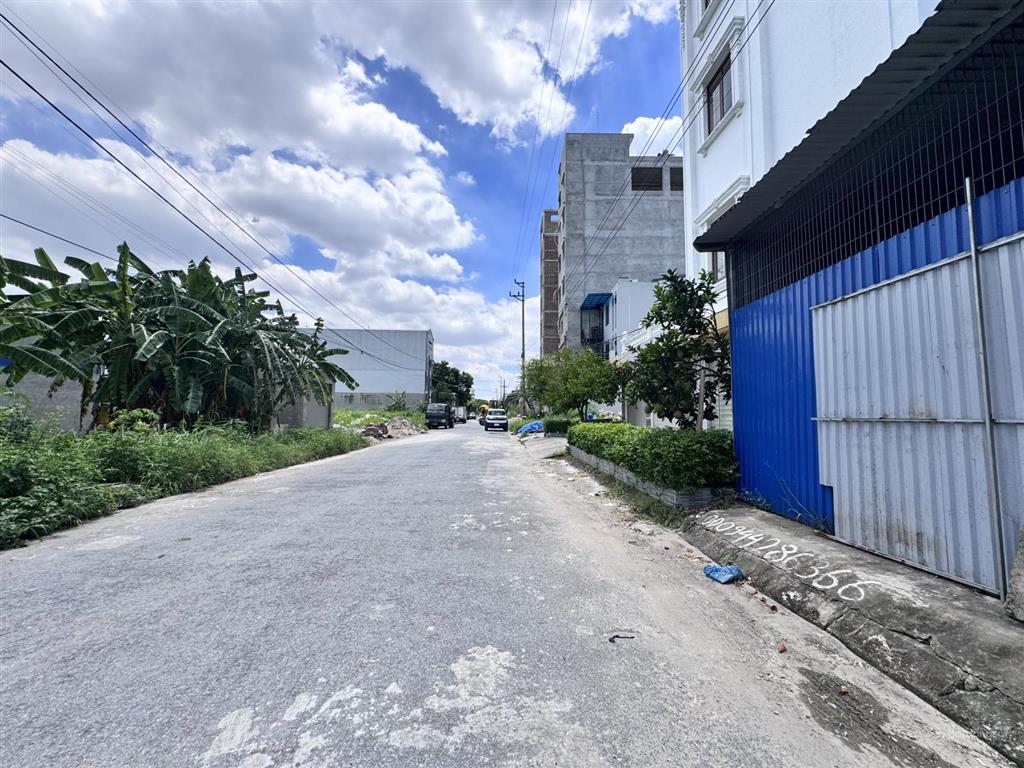 Duy nhất 140m2 khổ biệt thự tuyến 2 đường máng tại bãi huyện vân tra, an đồng zá 6,1 tỷ