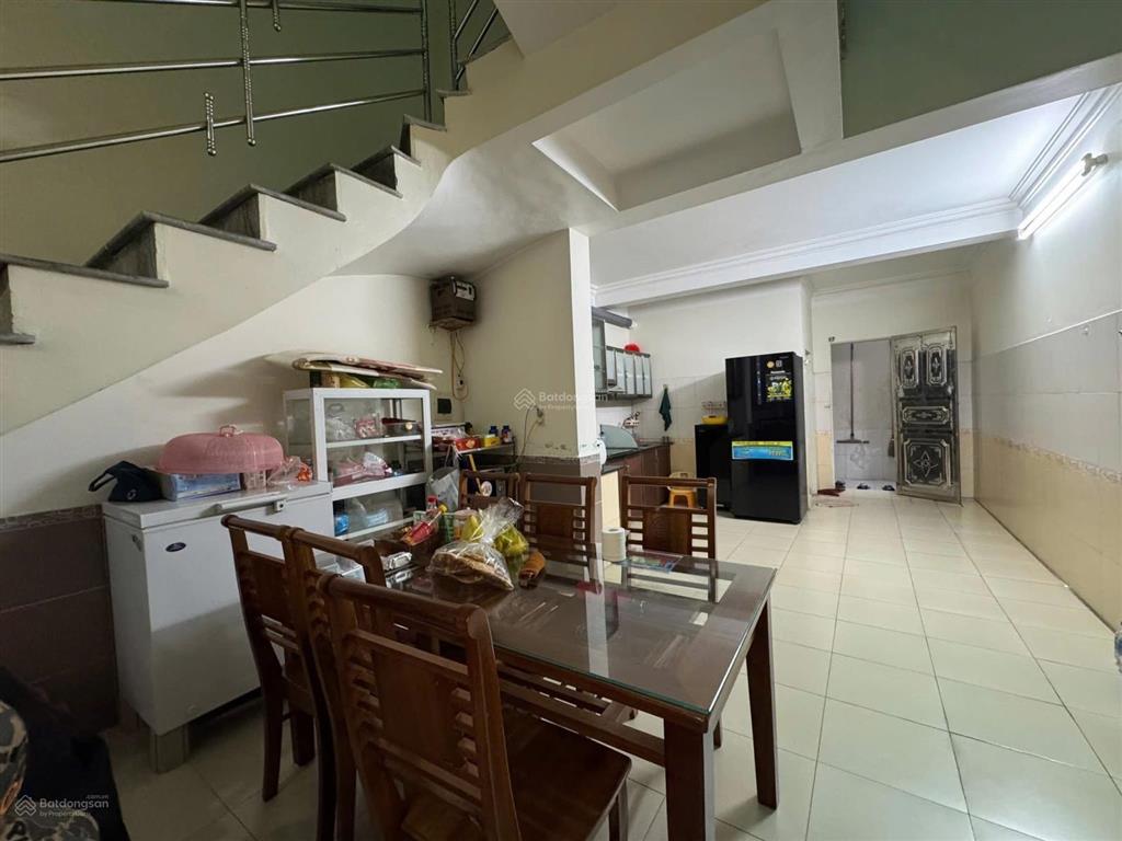 Nhà 3 tầng tại an trang, an đồng giá 5,399 tỷ đường thông ô tô tránh nhau