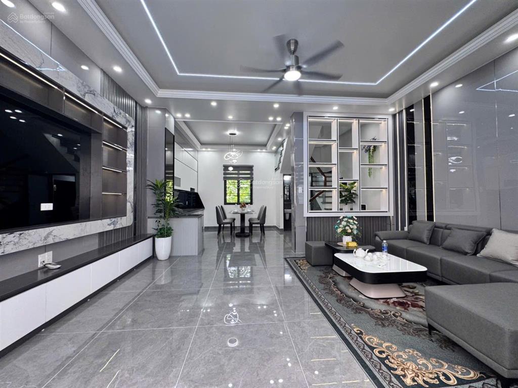 Nhà 3 tầng ngay tuyến 2 đường máng ngay dốc chợ vĩnh khê, an đồng gần chợ giá 3,59 tỷ