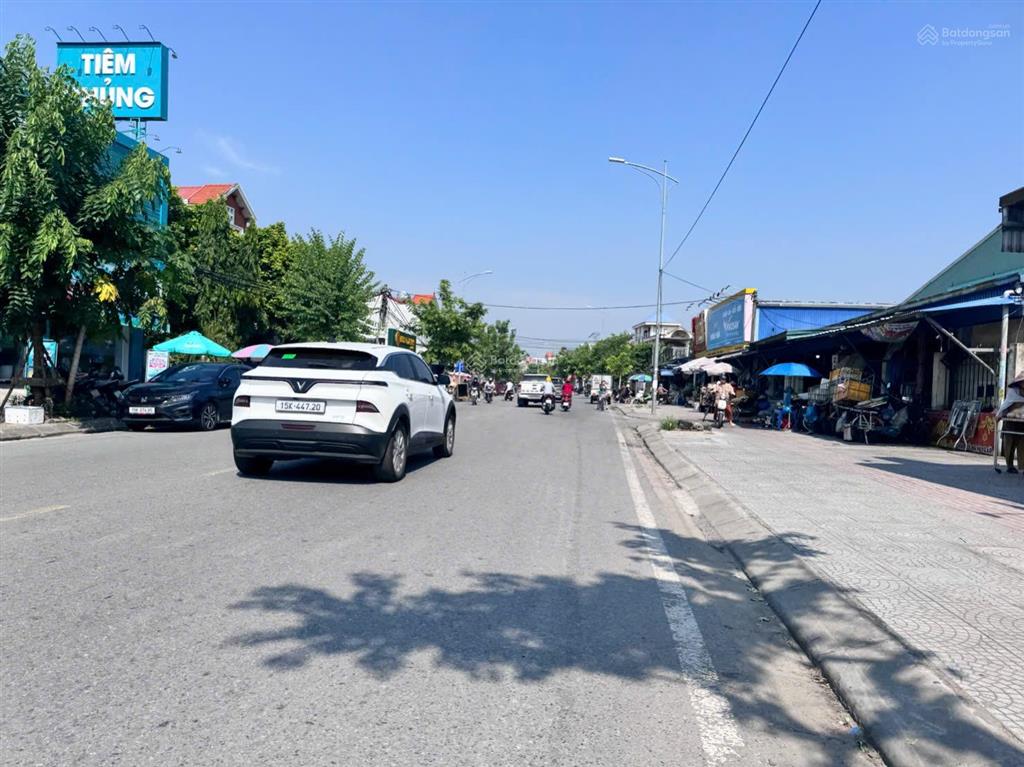 Căn góc cấp 4 mặt đường máng nước, ngay chợ vĩnh khê, an đồng