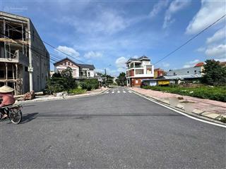 136.5m2 tại cc cách hạ, nam sơn, an dương đường thông 12m giá 3,9 tỷ