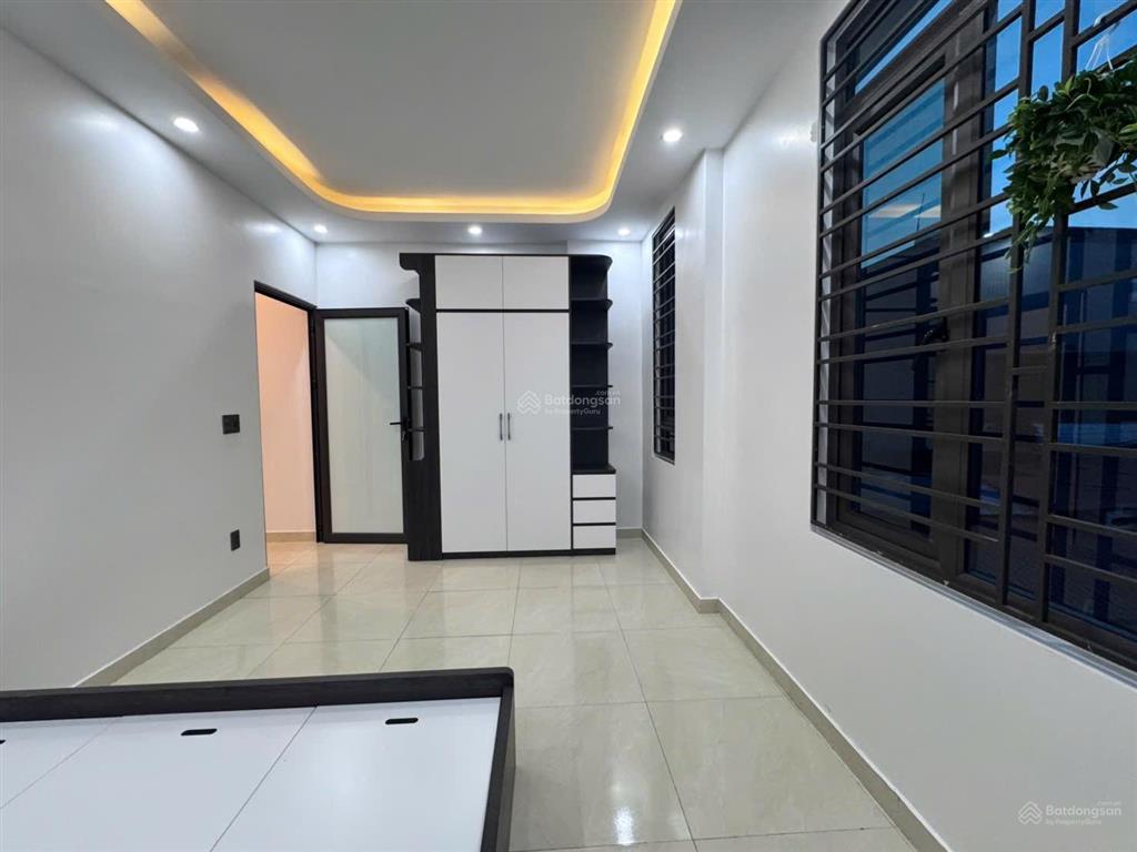Nhà 3 tầng căn góc độc lập ngõ tại bạch mai, đồng thái, giá 2,65 tỷ