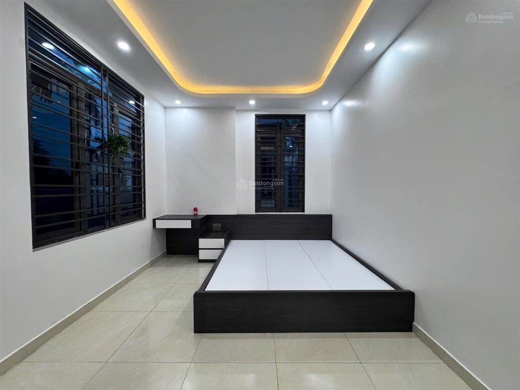 Nhà 3 tầng căn góc độc lập ngõ tại bạch mai, đồng thái, giá 2,65 tỷ