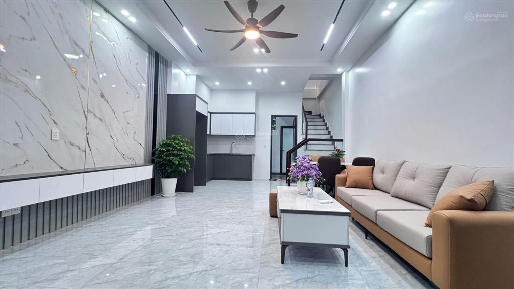 Nhà 2 tầng ngay chợ minh kha, đồng thái giá 1,85 tỷ