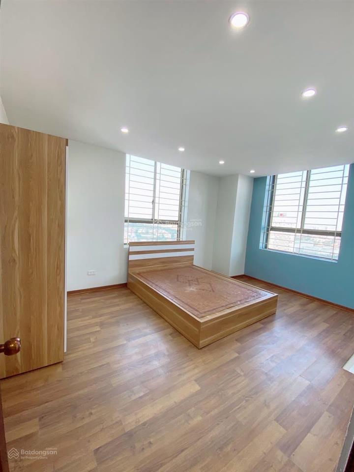 Giảm sâu căn góc 100m², 3 phòng ngủ ct1a xa la, hướng đông nam, 5,6 tỷ.  0943 554 *** (miễn mg)