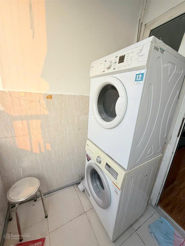 Bán gấp căn hộ 53m², 1 phòng ngủ ct4 xa la  hà đông.  0943 554 ***