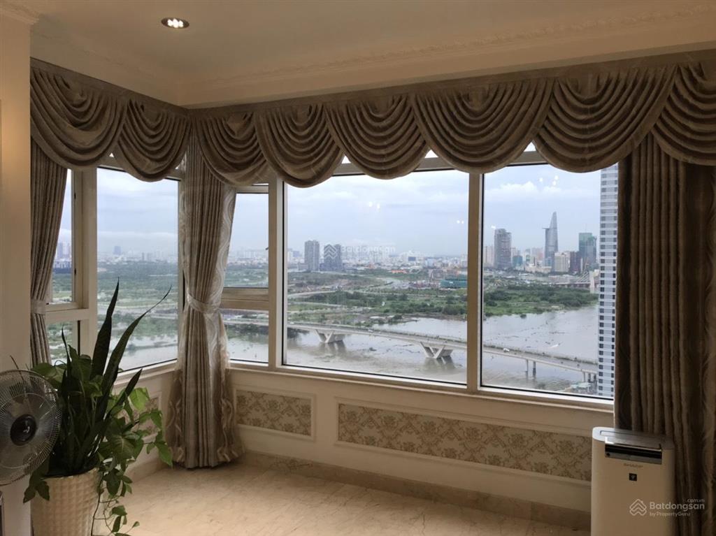 Bán saigon pearl 3pn  140m2 tầng cao view sông với bitexco q1