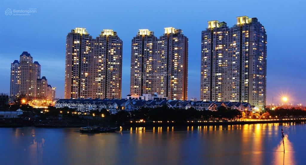 Bán saigon pearl 3pn  140m2 tầng cao view sông với bitexco q1