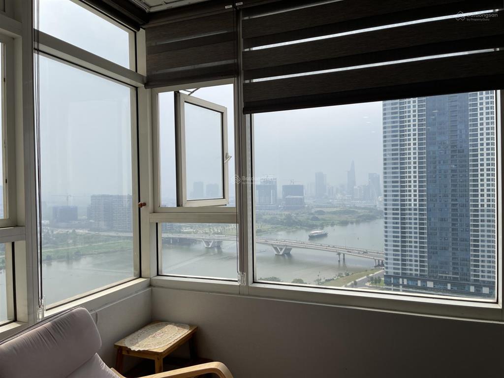 Bán saigon pearl 3pn  140m2 tầng cao view sông với bitexco q1