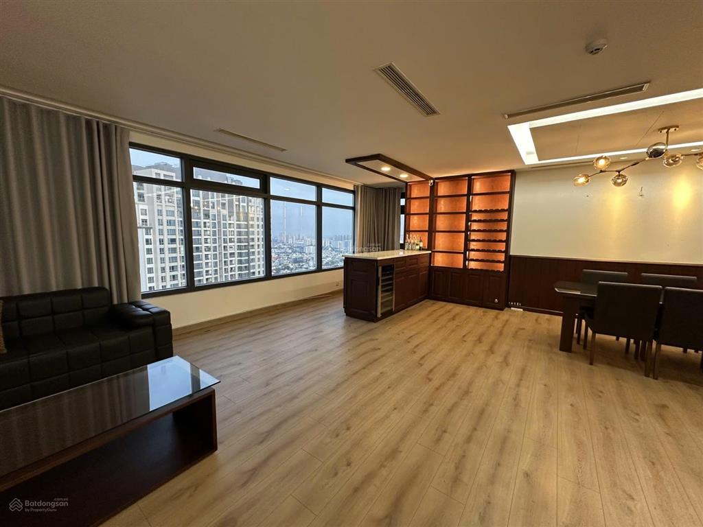 Bán căn penthouse saigon pearl, view sông thoáng mát