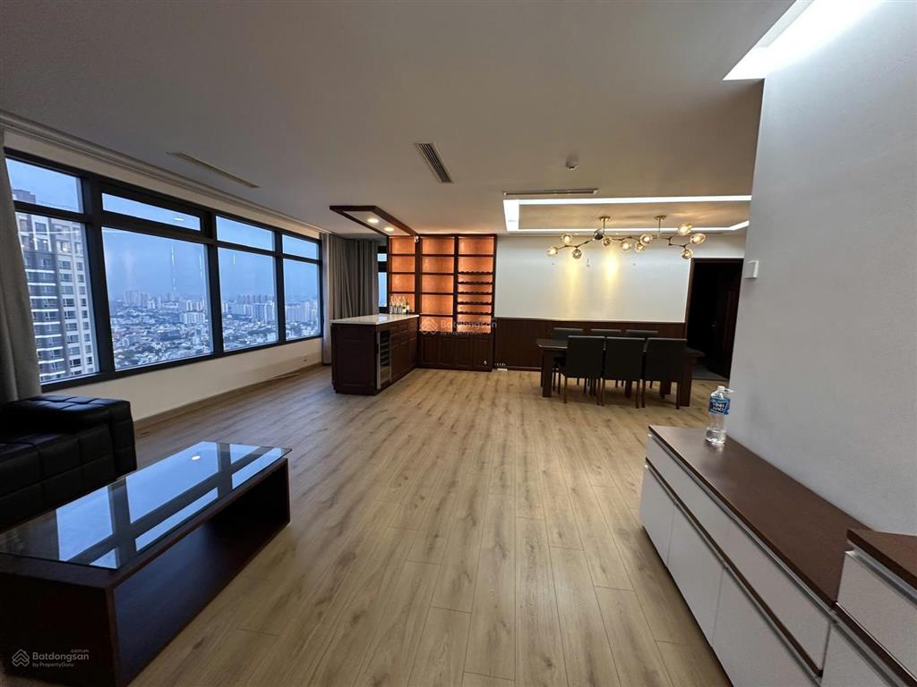 Bán căn penthouse saigon pearl, view sông thoáng mát