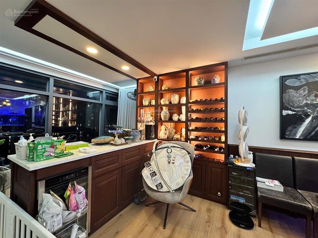 Bán căn penthouse saigon pearl, view sông thoáng mát