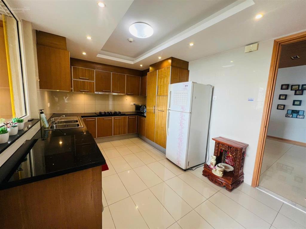 Bán căn hộ saigon pearl 3pn  3wc  141m2 căn góc đầu hồi view đẹp, giá tốt