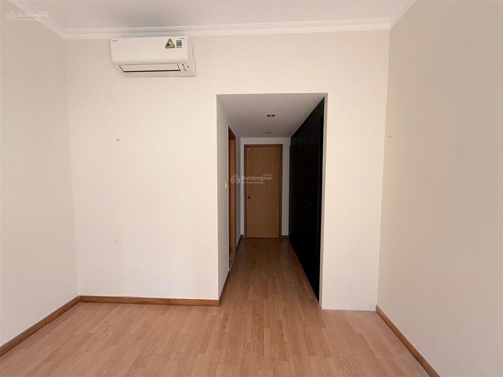 Bán nhanh căn hộ 2pn  90m2 giá tốt 8,9 tỷ còn thương lượng