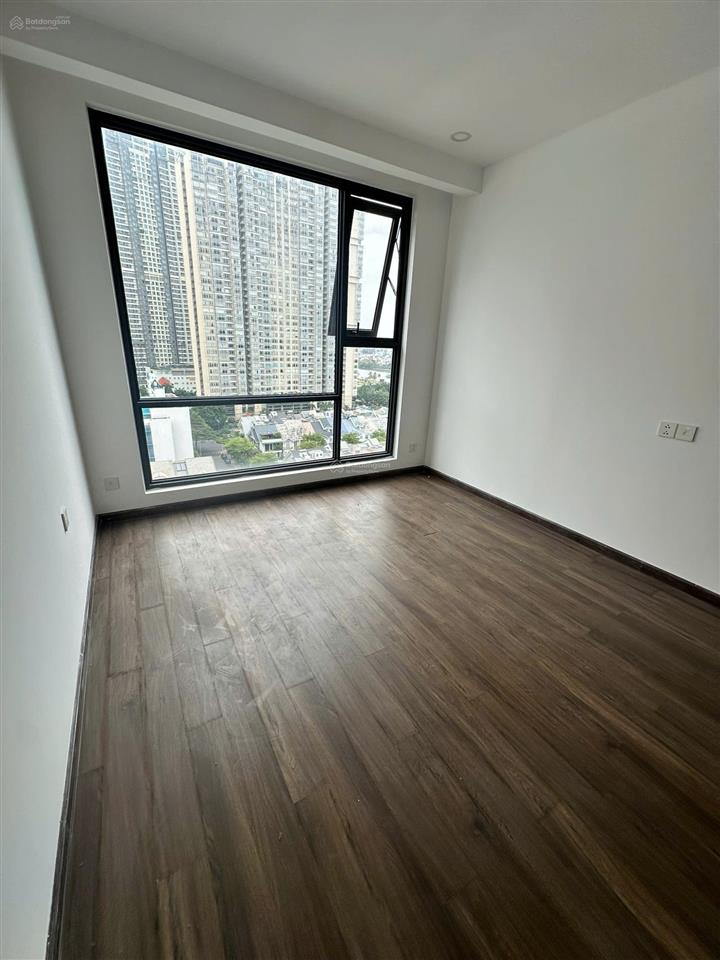 Bán căn góc 4pn  3wc  158m2 view trực diện sông