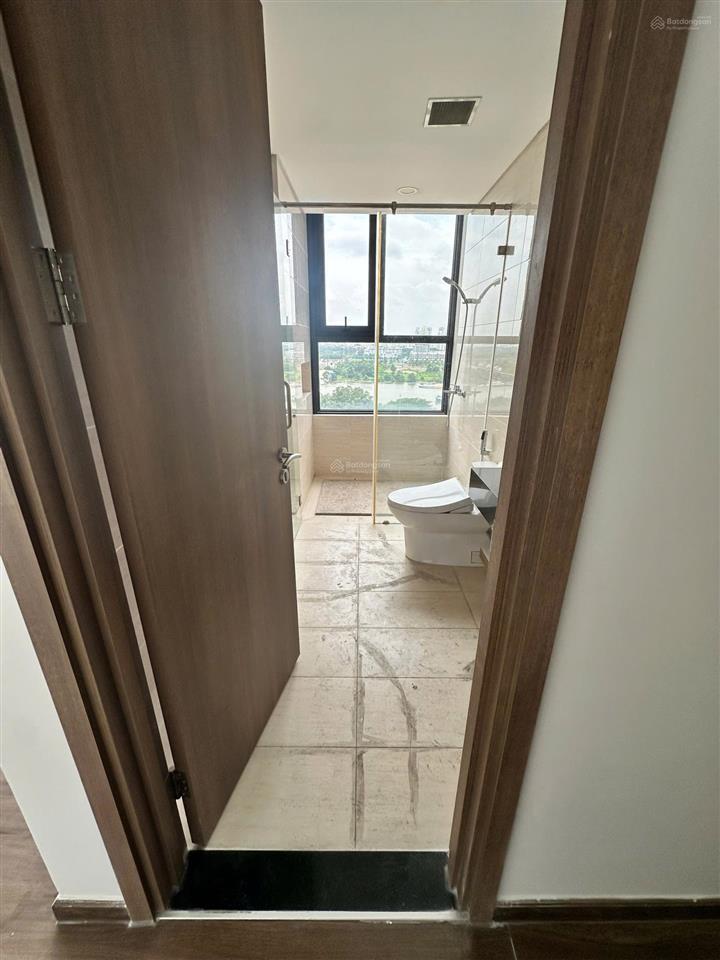 Bán căn góc 4pn  3wc  158m2 view trực diện sông