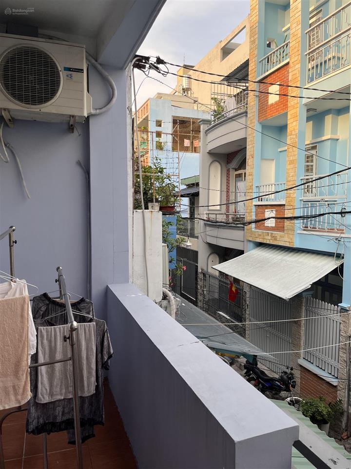 Hxh sát mặt tiền 4x12,5 tân quý tân phú